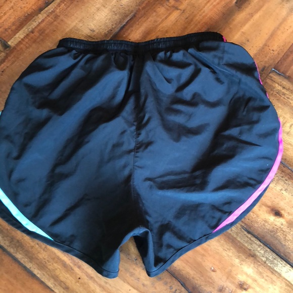 Nike Dri-Fit Shorts - Picture 2 of 3
